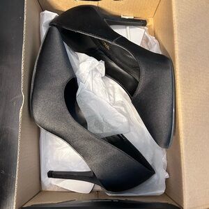 Fashion Nova Classic Black Heels